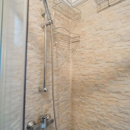 Ultra Central White & Lila Studio บูคาเรสต์ ภายนอก รูปภาพ